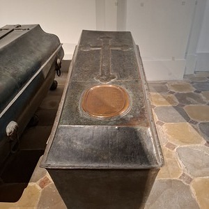 Photograph of the sarcophagus of Maria Karoline, Queen (1752–1814).