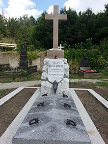 Grab Mary Vetsera / Peterpol48, Wikimedia Commons CC-BY-SA 4.0 Foto des Grabs von Mary Vetsera in Heiligenkreuz.